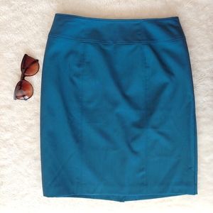 Worthington Pencil Skirt